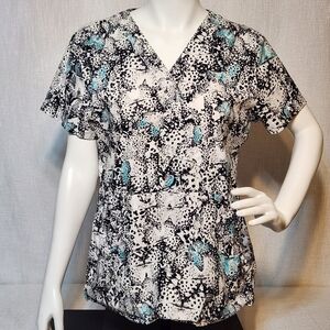 Nurse Mates Butterflies Black and Blue Patterned Scrub Top Hannah Large Cotton